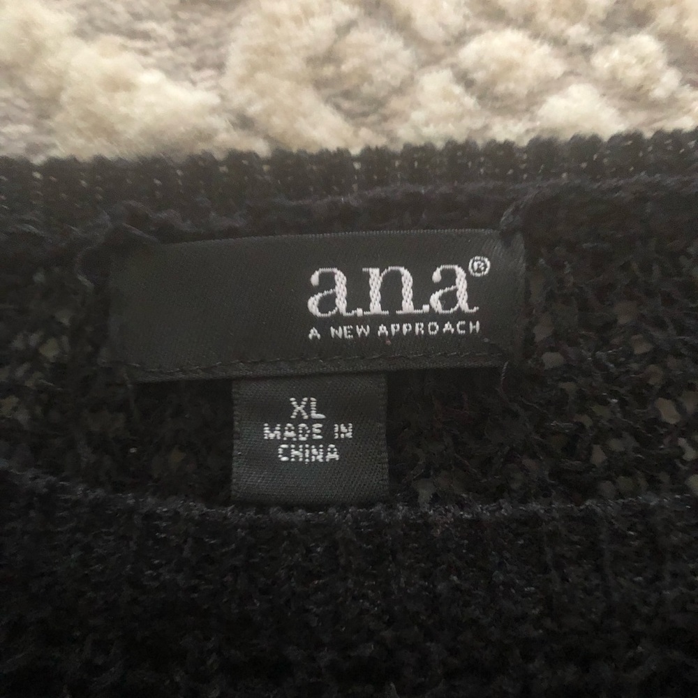 Black dolman sleeve short sleeve sweater